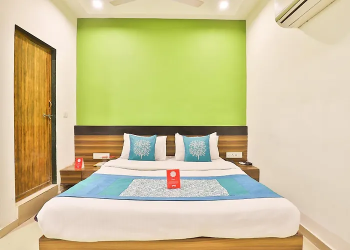 Hotel O Apollo Ahmedabad